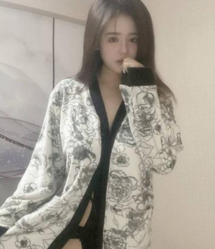 服务不错的丰满少女